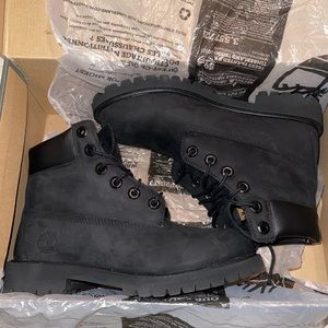 All black Timberlands